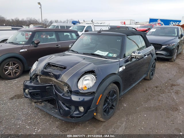 2013 MINI CONVERTIBLE WMWZP3C58DT705996 Photo 1