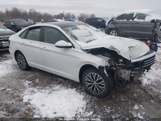 2019 3VWC57BU3KM261210 main image