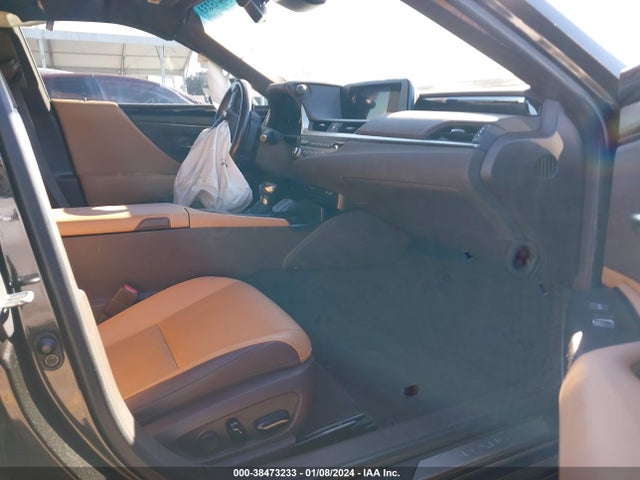 2021 LEXUS ES 300H VIN: 58ADA1C14MU011742