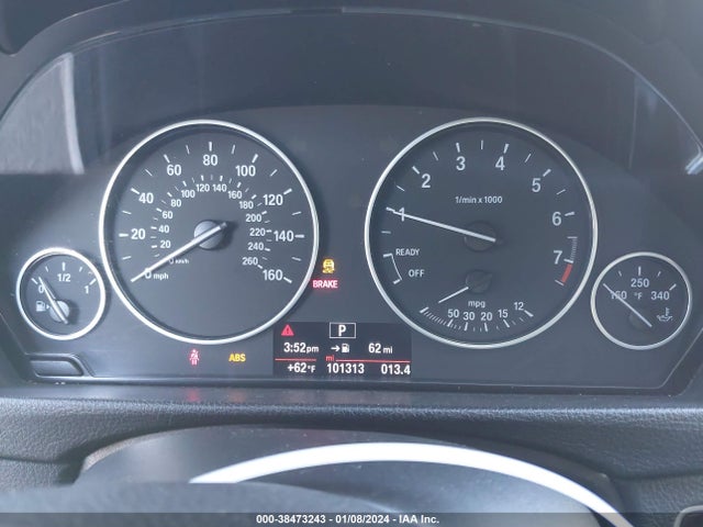 BMW 320i 2017 WBA8A9C32HK620579 Image 7