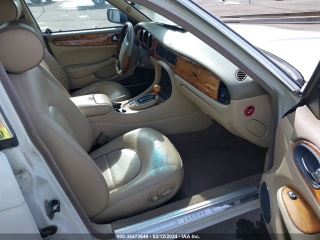 2001 JAGUAR XJ SAJDA24C21LF22454 Photo 4
