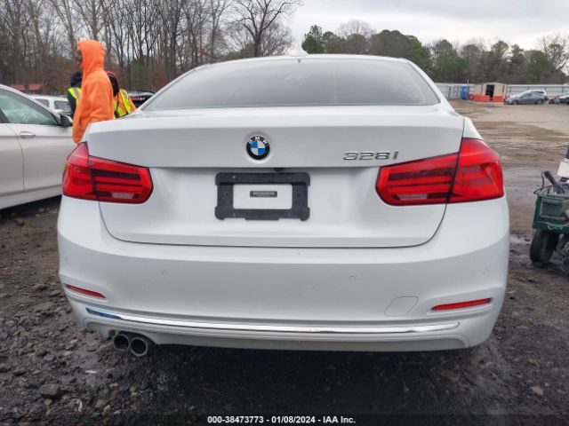 WBA8E9C52GK647852 BMW 328I
