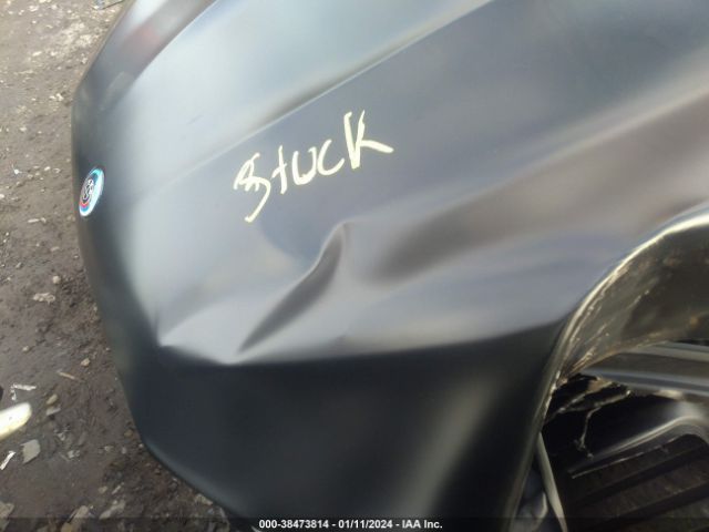 WBS83CH03NCK17072 BMW M5