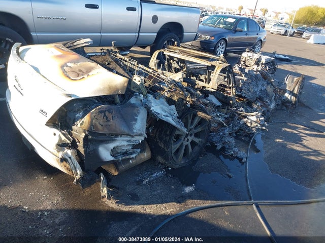 2014 JAGUAR XJ SAJWJ1CDXE8V62929 Photo 3