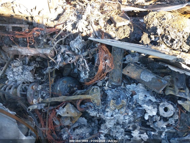 2014 JAGUAR XJ SAJWJ1CDXE8V62929 Photo 8