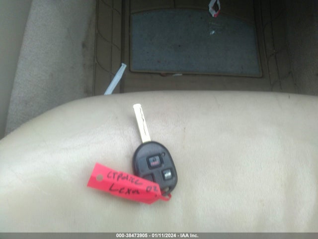 2002 LEXUS ES 300 BASE (A4) VIN: JTHBF30G820071325