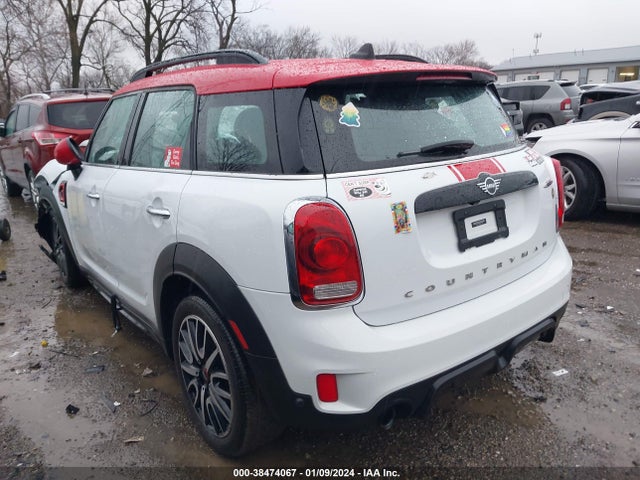 2019 MINI COUNTRYMAN WMZYV9C56K3F03228 Photo 2