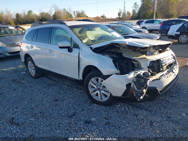 Subaru Outback 2.5i Premium 2017 4S4BSACC5H3417568 Image 1