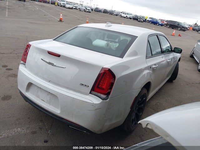 Chrysler 300 Touring 2019 2C3CCAAG1KH582554 Image 4