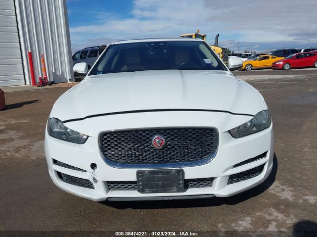 SAJAD4BN5HA952878 Jaguar XE