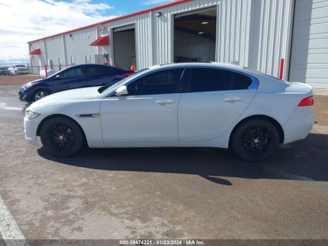 SAJAD4BN5HA952878 Jaguar XE