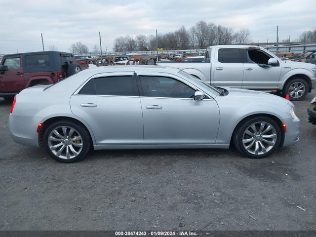 Chrysler 300 Limited 2020 2C3CCAEG6LH127940 Image 13