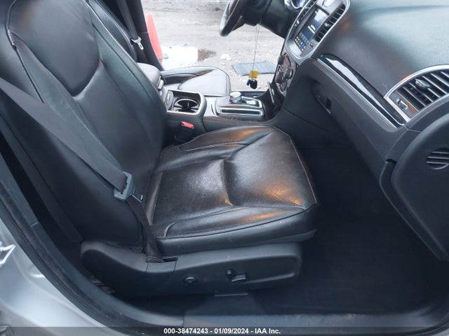 Chrysler 300 Limited 2020 2C3CCAEG6LH127940 Image 5