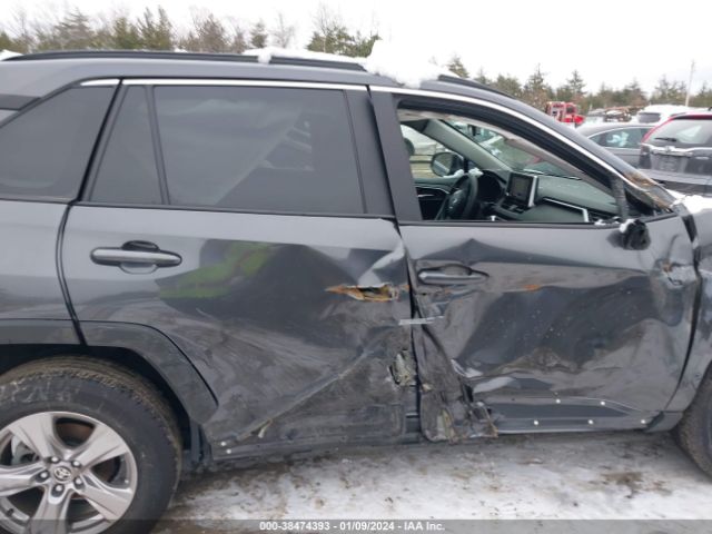 2T3P1RFV2PC325890 Toyota Rav4 Xle