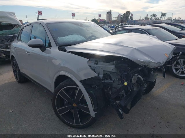 2022 PORSCHE CAYENNE WP1AA2AY8NDA05849 Photo 0