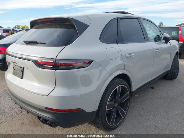 2022 PORSCHE CAYENNE WP1AA2AY8NDA05849 Photo 3