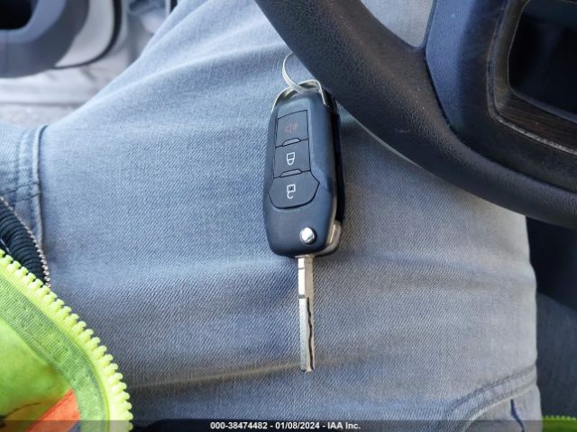 1FTMF1CP9NKD00985 Ford F-150 Xl