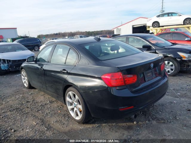 WBA3B1G57FNT07706 BMW 320i