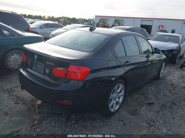 WBA3B1G57FNT07706 BMW 320i