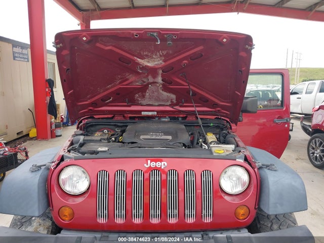 2013 JEEP WRANGLER UNLIMITED SPORT VIN: 1C4BJWDG7DL576592