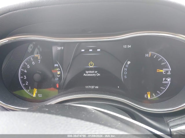 2015 JEEP GRAND CHEROKEE OVERLAND VIN: 1C4RJECG9FC823026