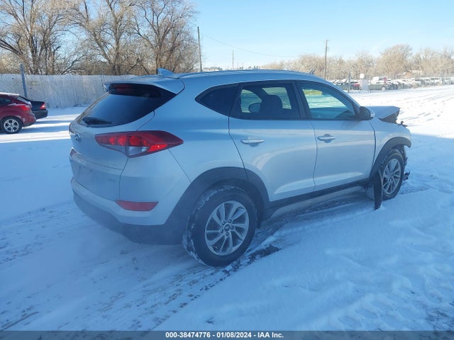 Hyundai TUCSON SEL 2018 KM8J3CA49JU758388 Image 4