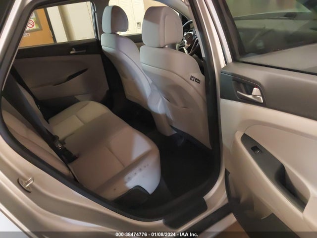 Hyundai TUCSON SEL 2018 KM8J3CA49JU758388 Image 8