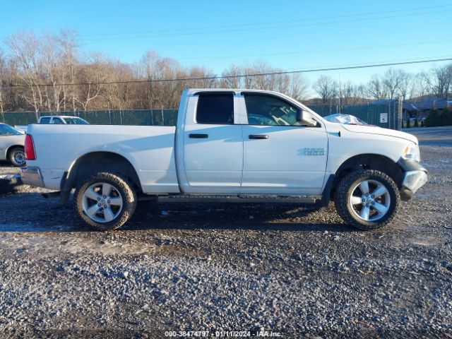 1C6RR7FGXJS335922 RAM 1500 Tradesman Quad Cab 4x4 6'4 Box