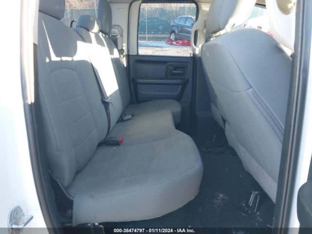 1C6RR7FGXJS335922 RAM 1500 Tradesman Quad Cab 4x4 6'4 Box