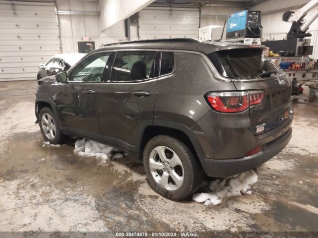 3C4NJDBBXKT846697 Jeep Compass Latitude 4x4
