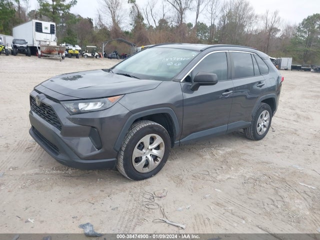 Toyota RAV4 LE 2019 2T3H1RFVXKW036266 Image 2