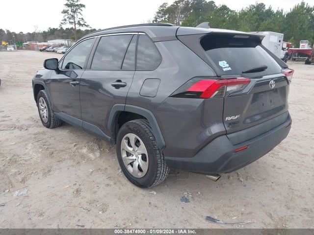 Toyota RAV4 LE 2019 2T3H1RFVXKW036266 Image 3