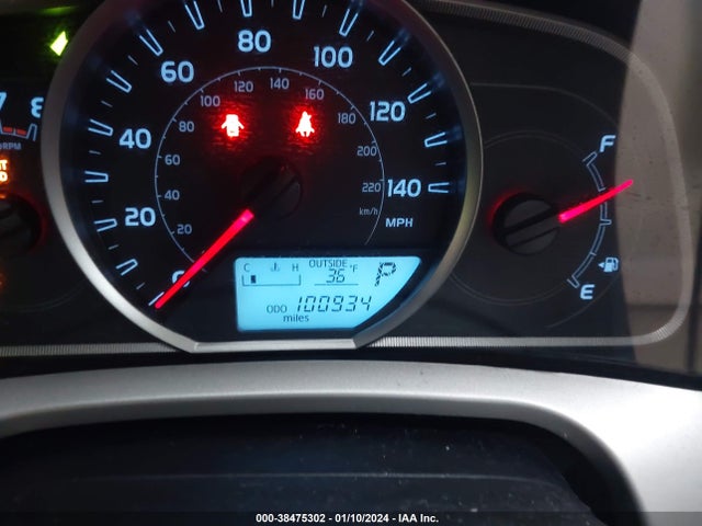 2015 TOYOTA RAV4 XLE VIN: 2T3WFREV3FW234610