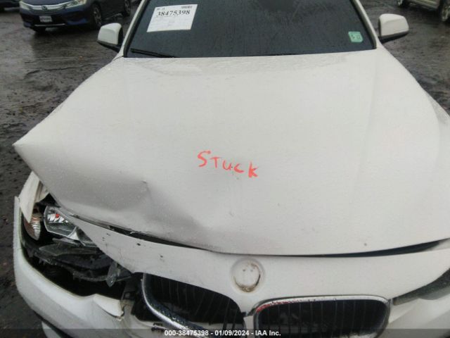WBA8E5G31HNU43285 BMW 320i Xdrive