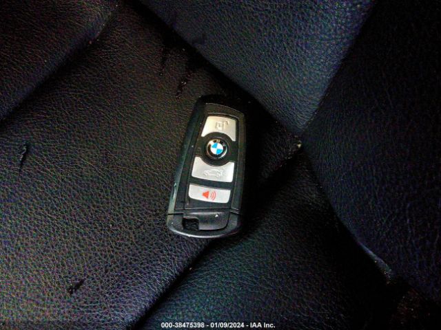 WBA8E5G31HNU43285 BMW 320i Xdrive