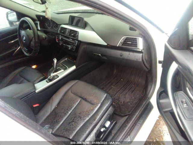 WBA8E5G31HNU43285 BMW 320i Xdrive