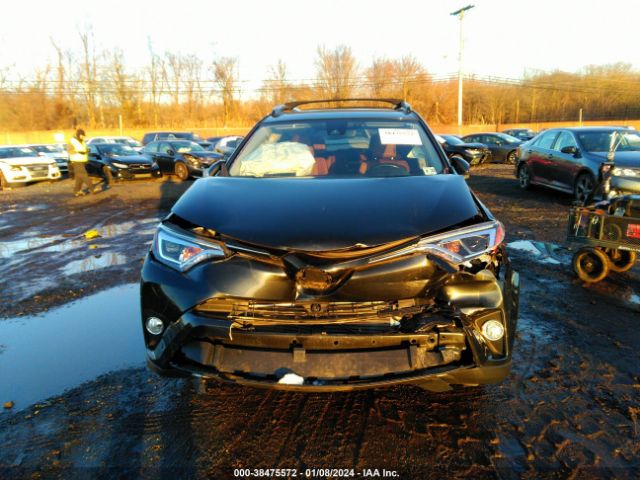 JTMDJREV9JD223655 Toyota Rav4 Hybrid Limited