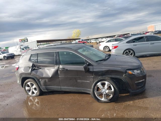 3C4NJCBBXMT518354 Jeep Compass Latitude Fwd
