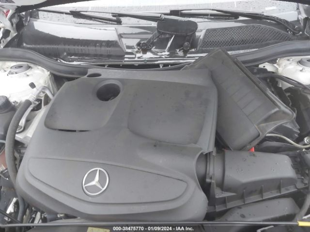 WDCTG4GB4HJ318775 Mercedes-Benz Gla 250 4matic