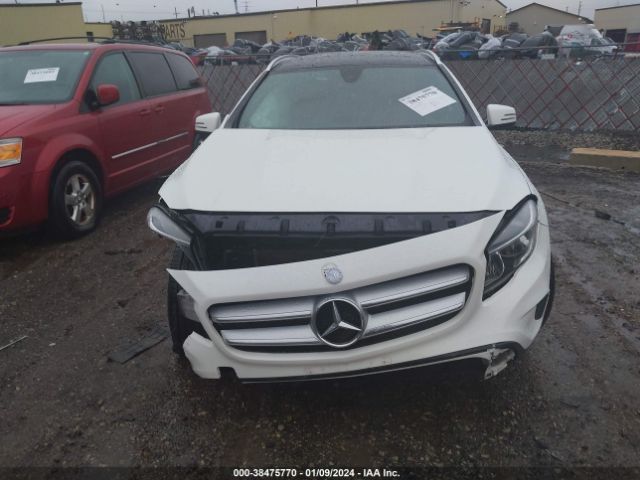 WDCTG4GB4HJ318775 Mercedes-Benz Gla 250 4matic