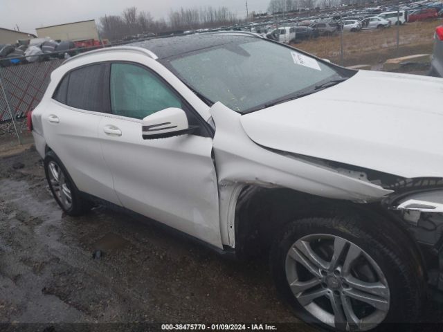WDCTG4GB4HJ318775 Mercedes-Benz Gla 250 4matic