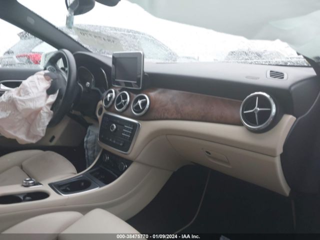 WDCTG4GB4HJ318775 Mercedes-Benz Gla 250 4matic