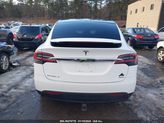 Tesla Model X 60d/70d/75d/90d 2016 5YJXCAE21GF008190 Image 15