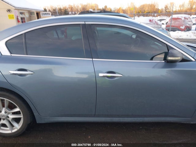 2010 NISSAN MAXIMA 3.5 SV VIN: 1N4AA5APXAC805102