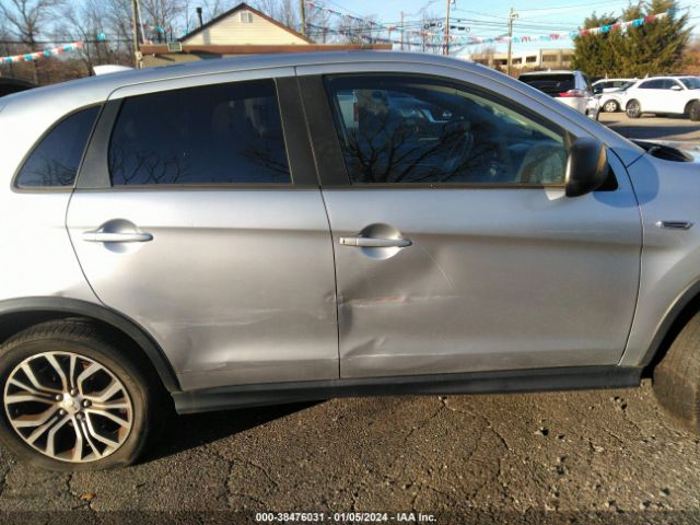 2017 MITSUBISHI OUTLANDER SPORT JA4AR3AWXHZ058939 Photo 5