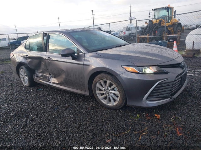 Toyota CAMRY LE 2022 4T1C11AK8NU041245 Image 1