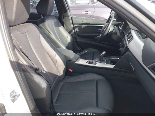 BMW 328I 2016 WBA8E9G50GNT88173 Image 5