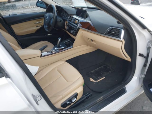 WBA8E5G37HNU44277 BMW 320i Xdrive