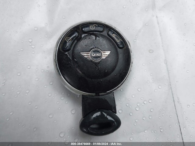 2010 MINI COOPER S WMWMF7C59ATX42362 Photo 10