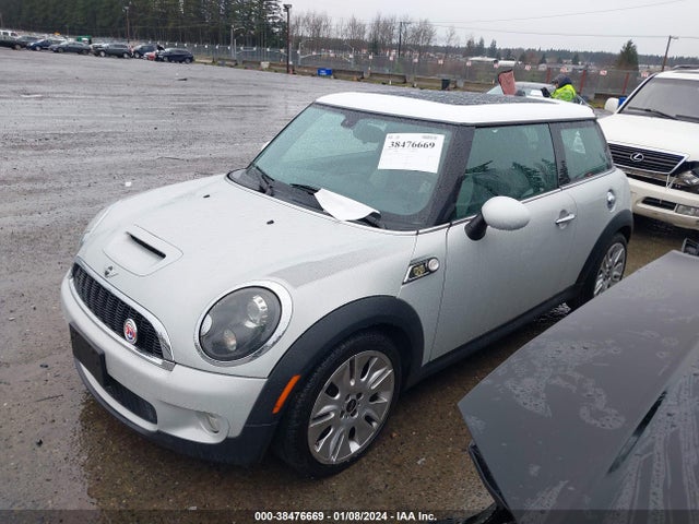 2010 MINI COOPER S WMWMF7C59ATX42362 Photo 1